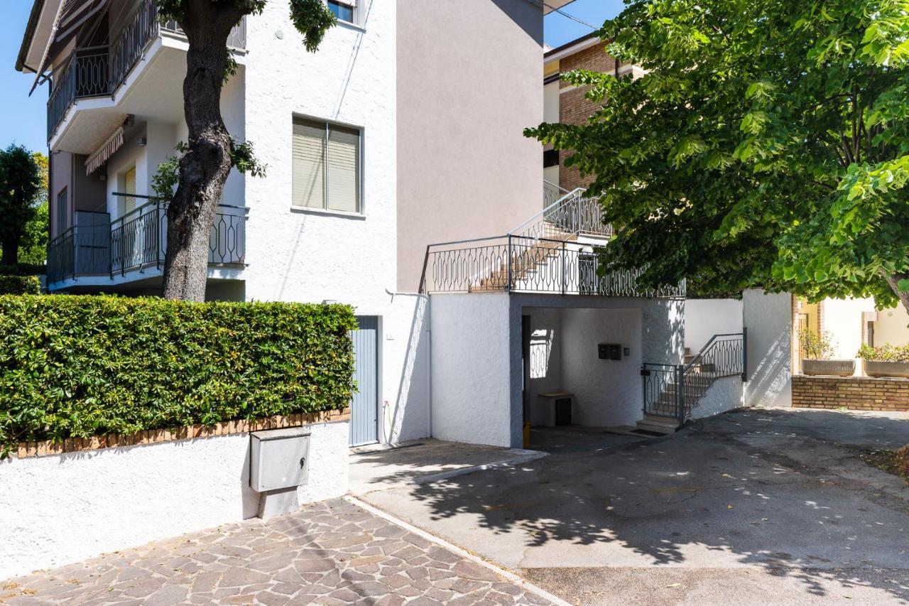 A Casa Di Maria Sirolo Villa Exterior photo